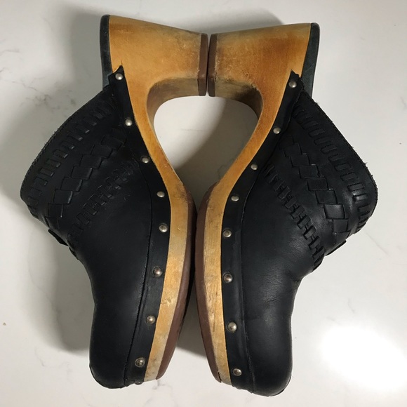 UGG Vivica black leather braided clogs - Picture 6 of 16